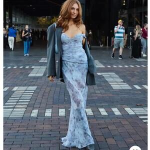 Bec & Bridge Danica V Neck Dress Chambray Rose